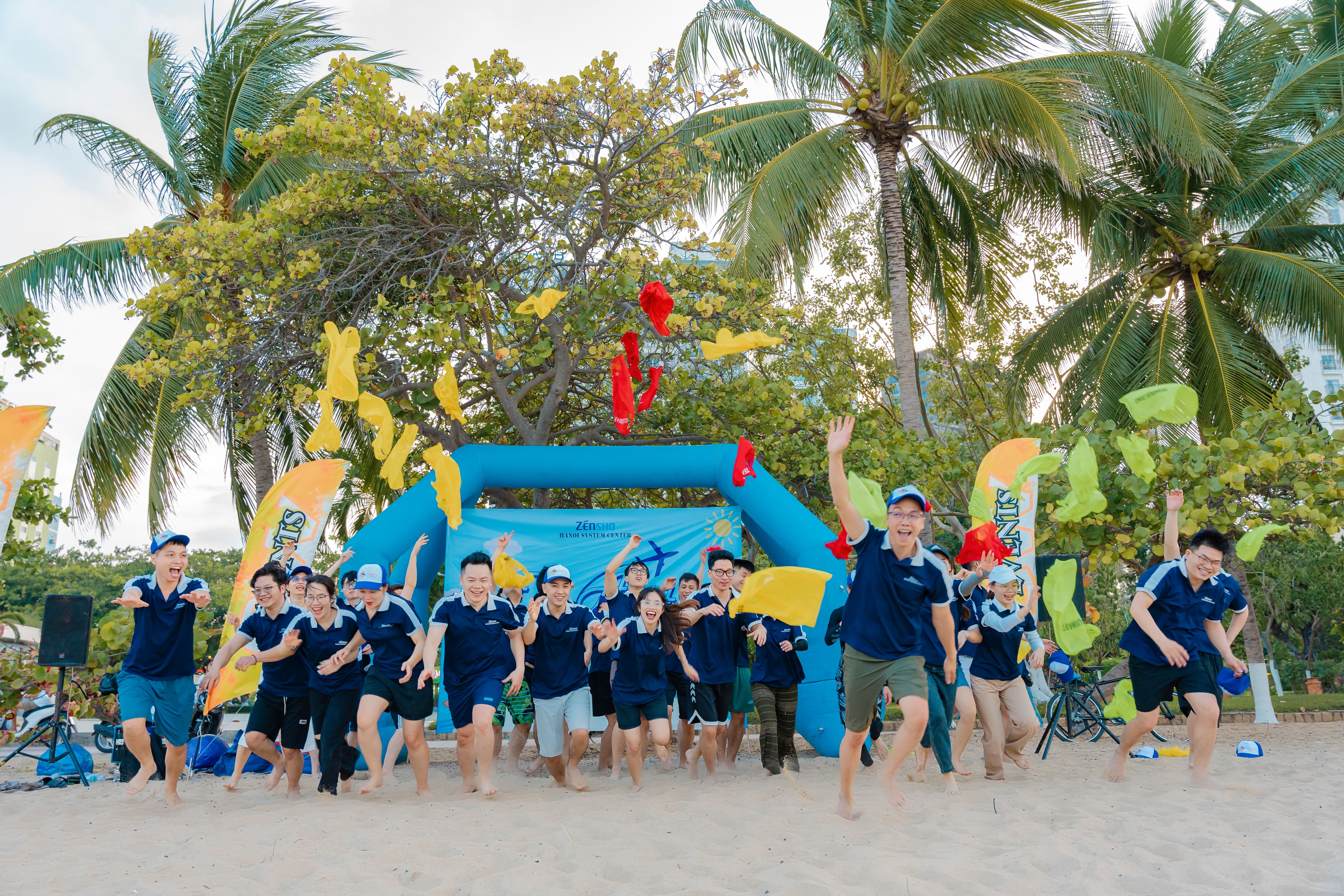 Team Building Nha Trang 2024 - bùng nổ sức trẻ và nhiệt huyết của các HSC-er